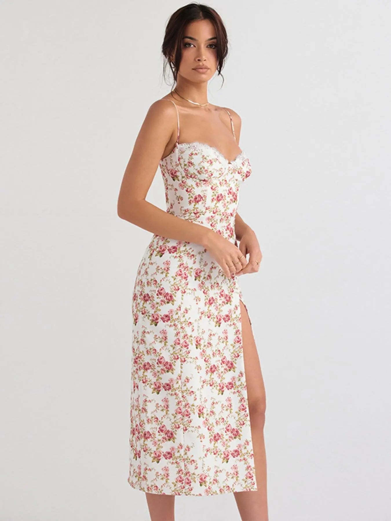 Elevate Your Summer Style with Our Women's Ditsy Floral Contrast Lace Spaghetti Strap Bodycon Midi Dress – Perfect for Beach Vacations!